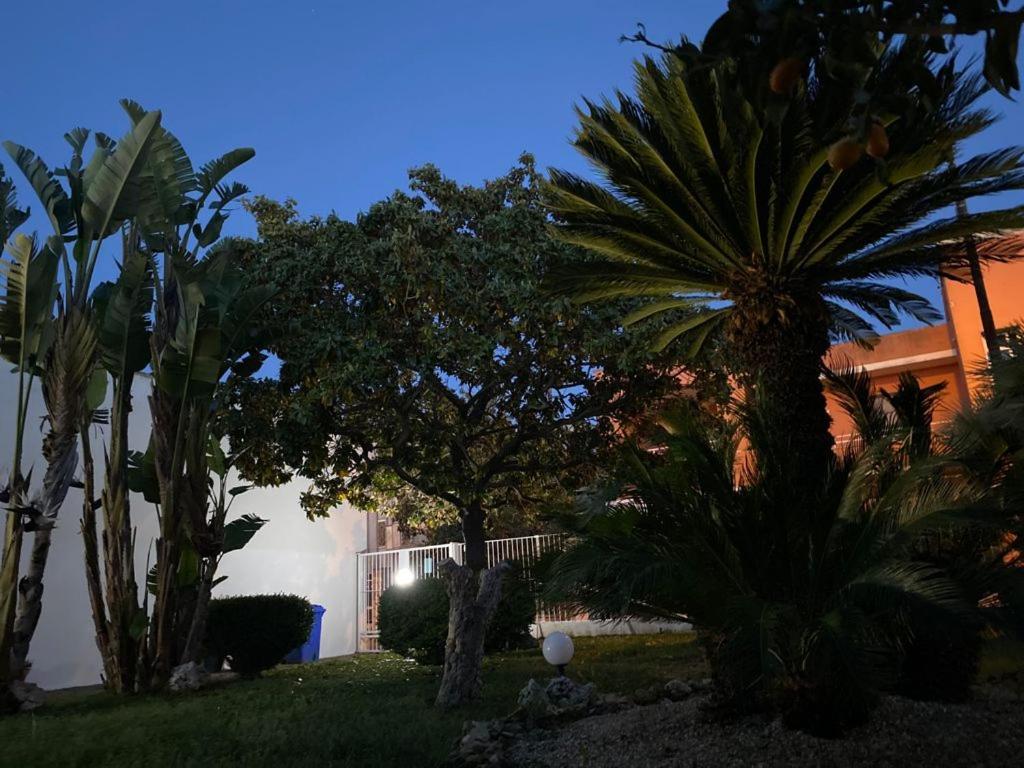 Bed and Breakfast Viro House Squinzano Экстерьер фото