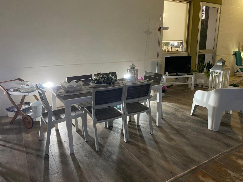 Bed and Breakfast Viro House Squinzano Экстерьер фото