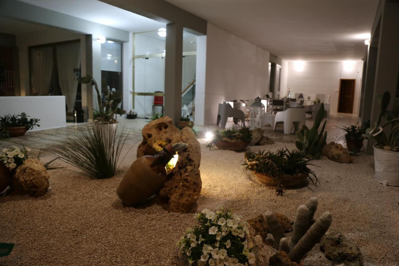 Bed and Breakfast Viro House Squinzano Экстерьер фото