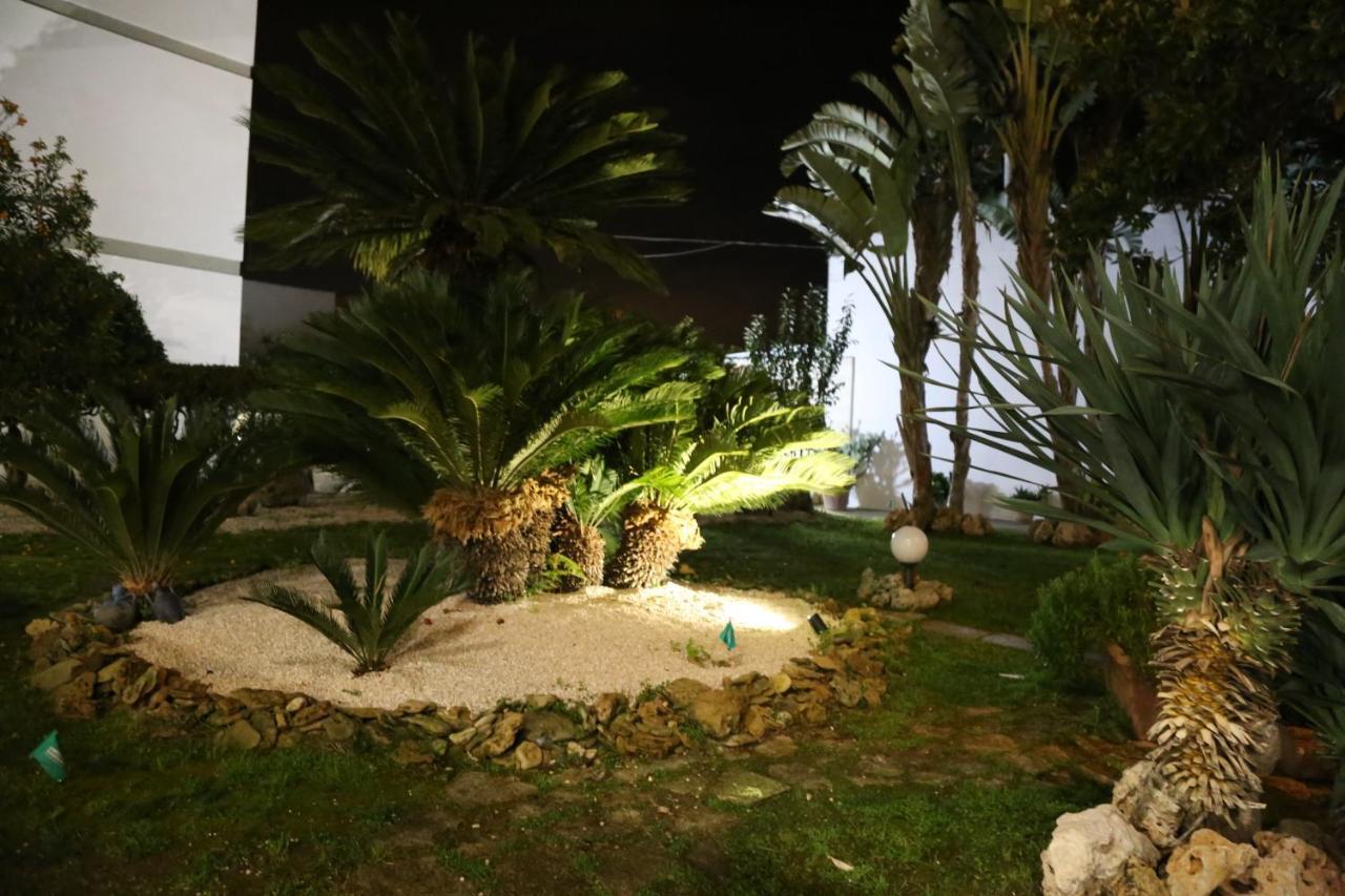 Bed and Breakfast Viro House Squinzano Экстерьер фото